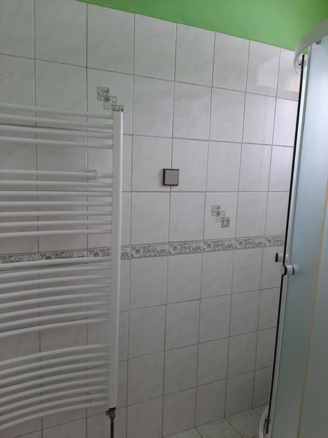 Jindrichovice Apartmany-Zamecka Restaurace מראה חיצוני תמונה